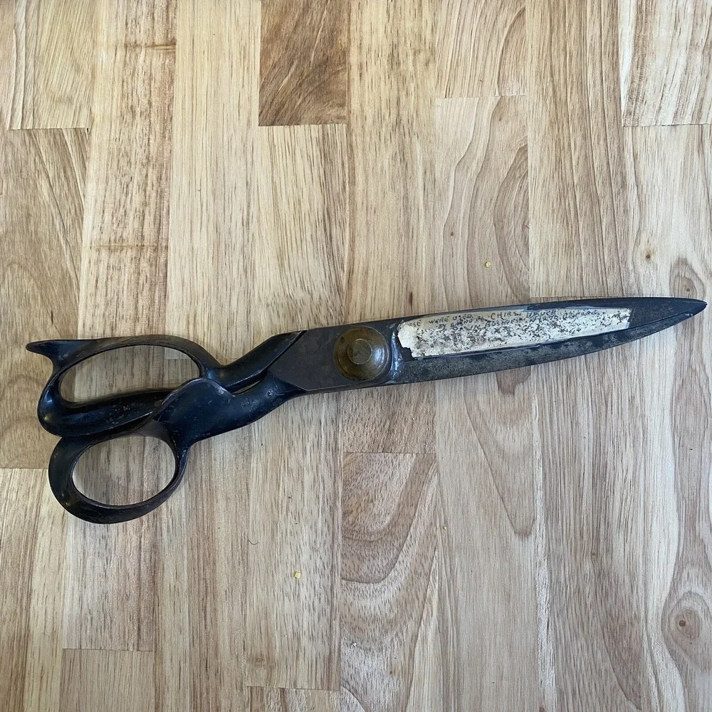 Antique Tailor Scissors‎ 13